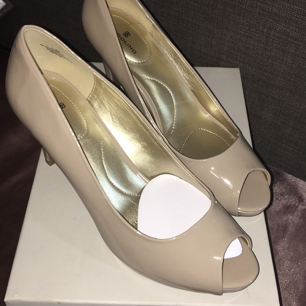 Shoes/ natural color